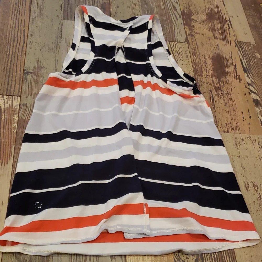 Striped Lululemon split back tank top - Picture 3 of 5
